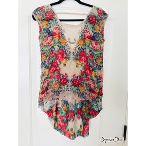 Rose printed opaque short sleeve!!